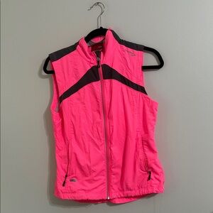 Saucony Bright Pink Zip-Up Vest